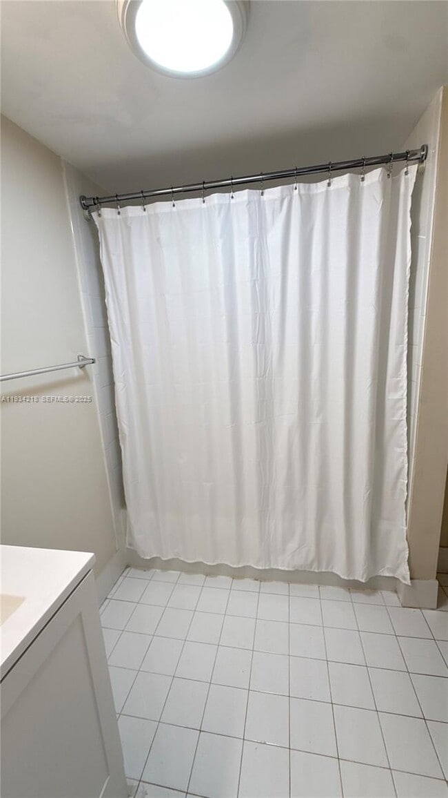 Building Photo - 2935 NE 163rd St