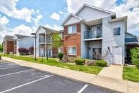 Building Photo - Cross Pointe Business Park***Walking Distance to Costco***2 Bedroom Apartment Promenade Developme...