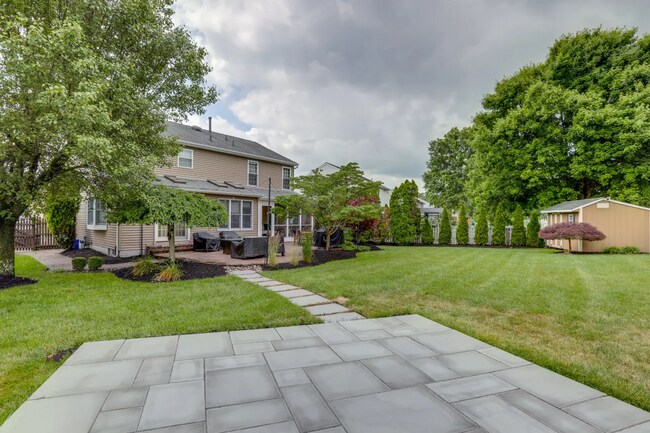 Back yard Pergola - 151 Rambling Rd