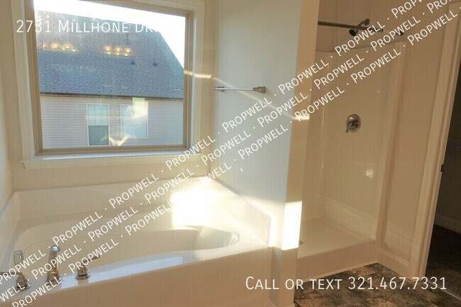 Building Photo - 2731 Millhone Dr