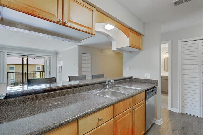 Building Photo - 12293 Sailwinds Dr