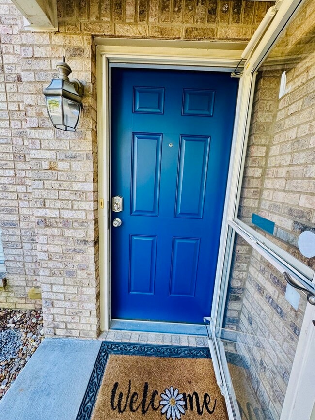 Building Photo - 3072 Prichard Dr