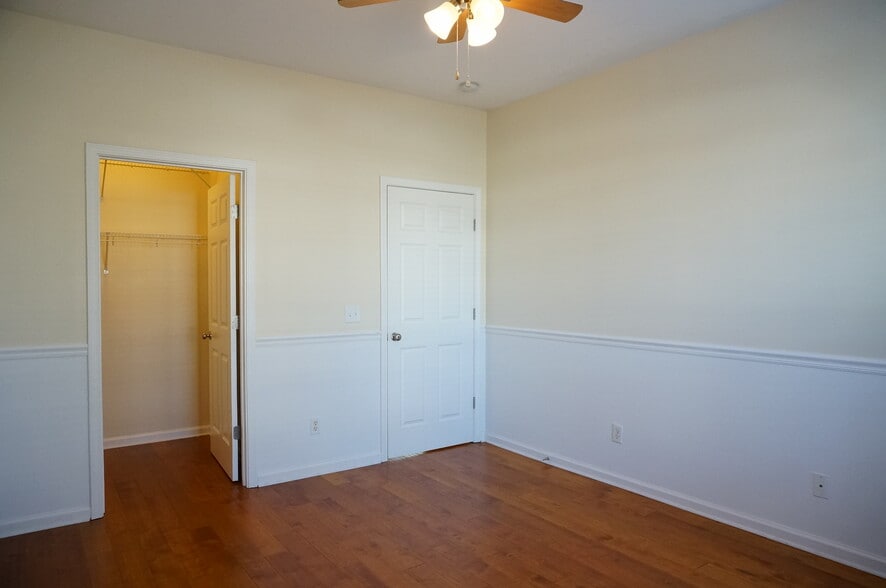 Front Bedroom - 123 Somersby Blvd