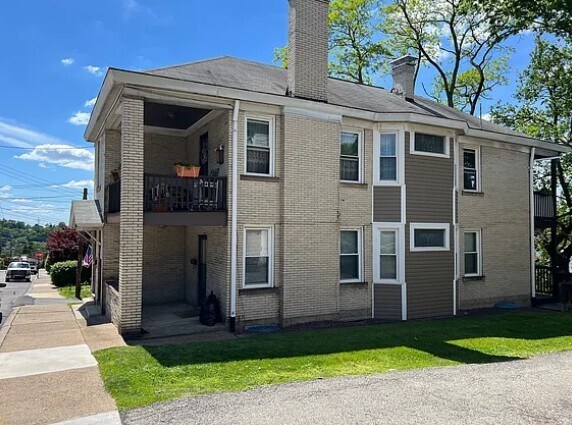 Building Photo - 12 W Bellecrest Ave