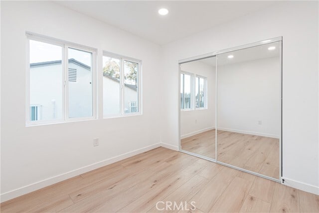 Building Photo - 2304 Roark Dr