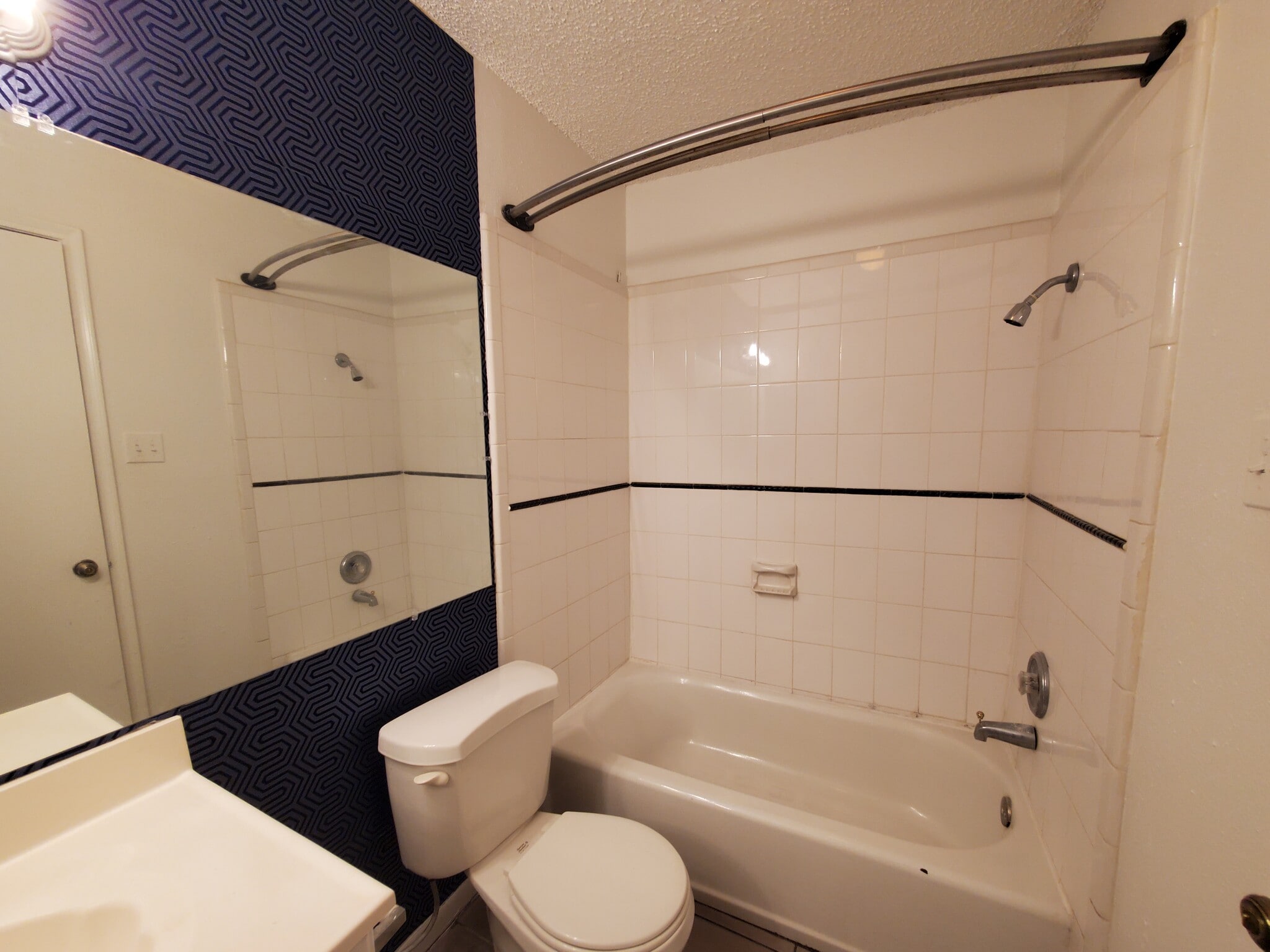 2nd floor full bathroom 1 - 12400 Brookglade Cir