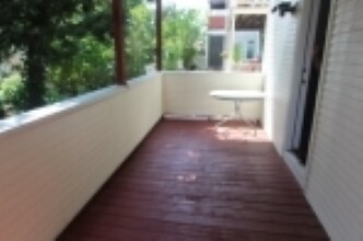 Building Photo - 36 Lincoln Pky