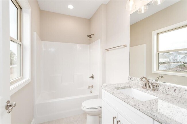 Building Photo - 3260 Academy Dr