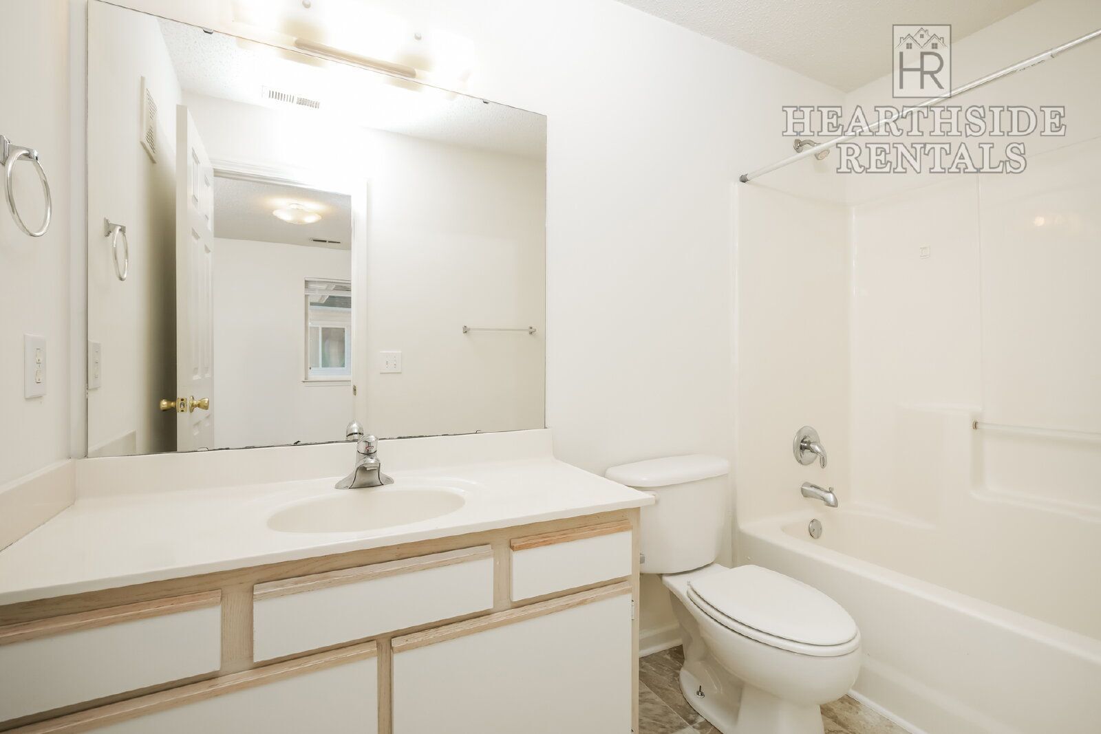 Building Photo - 330 Brownlea Dr