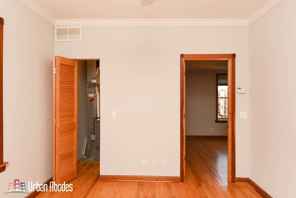 Building Photo - 3256 N Clifton Ave