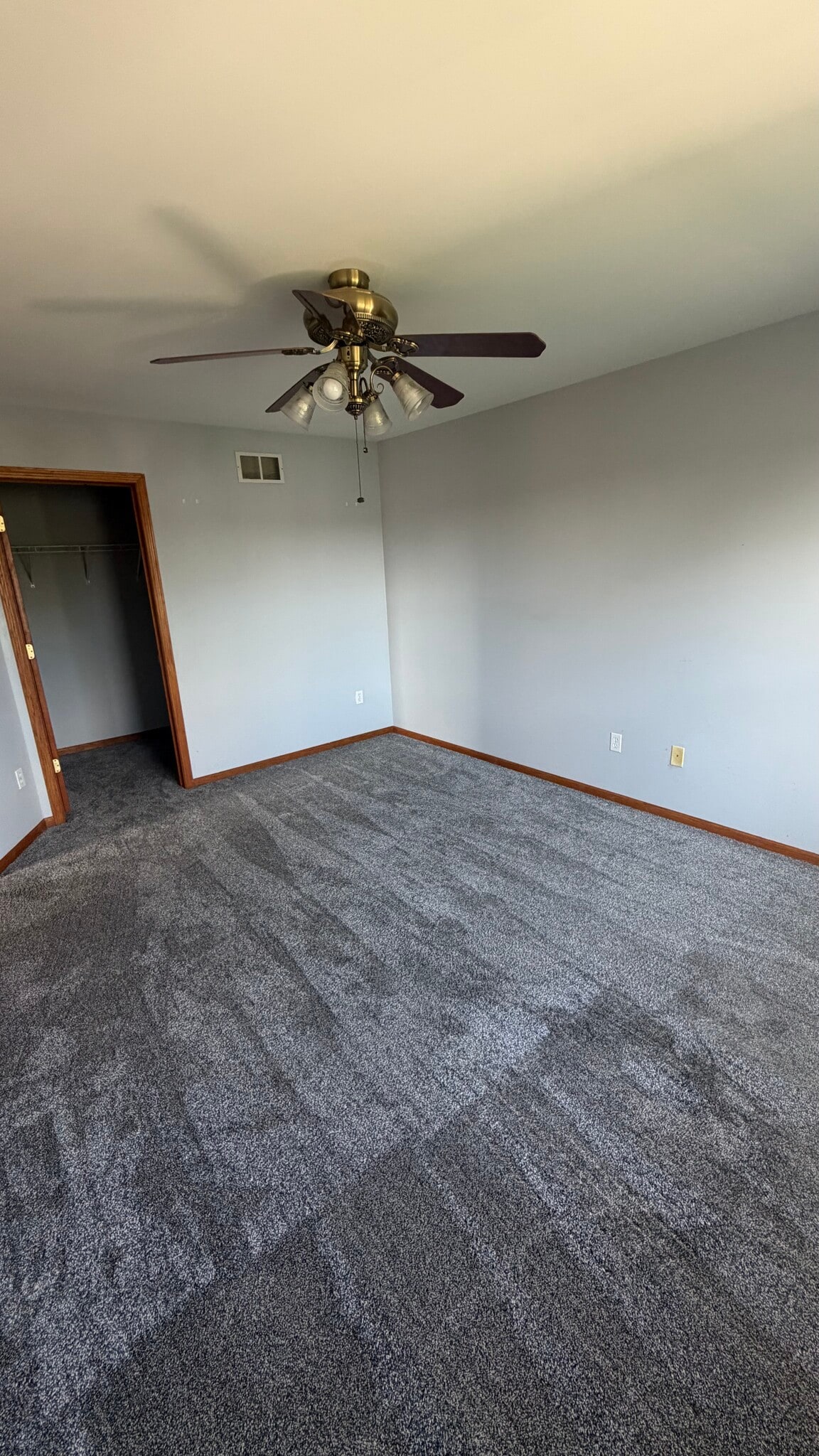 Building Photo - 1639 Dogwood Dr