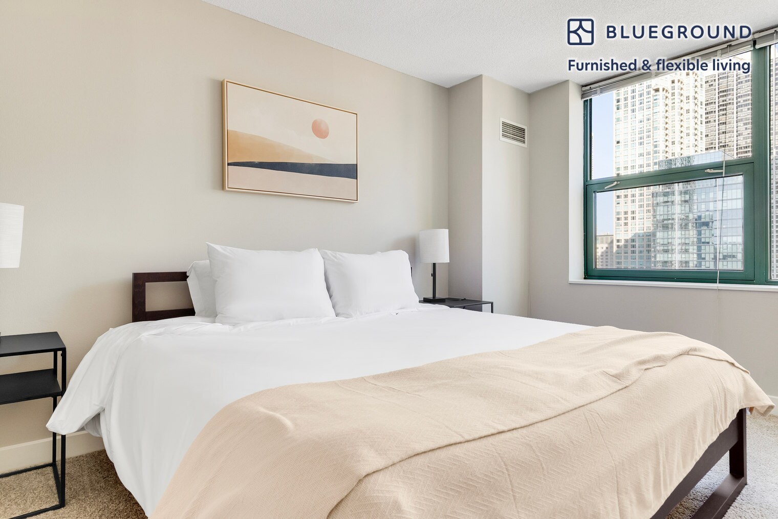 Building Photo - 77 W Huron St