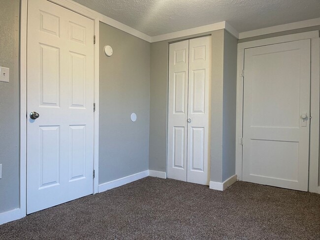 Building Photo - Cute 2 Bedroom Home in Herrin