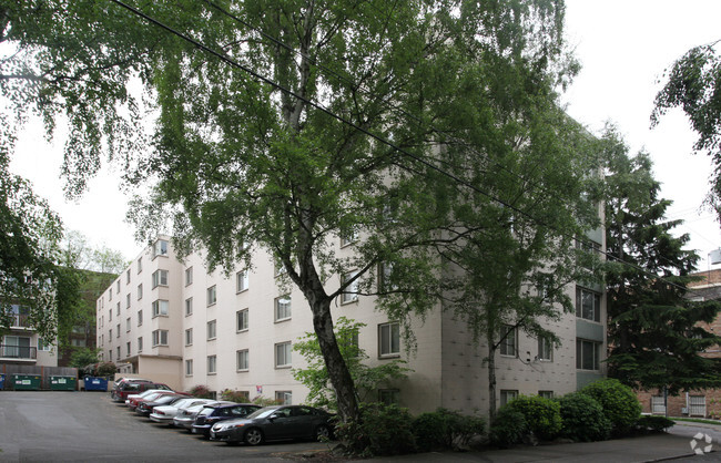 Building Photo - East Mercer Apartments