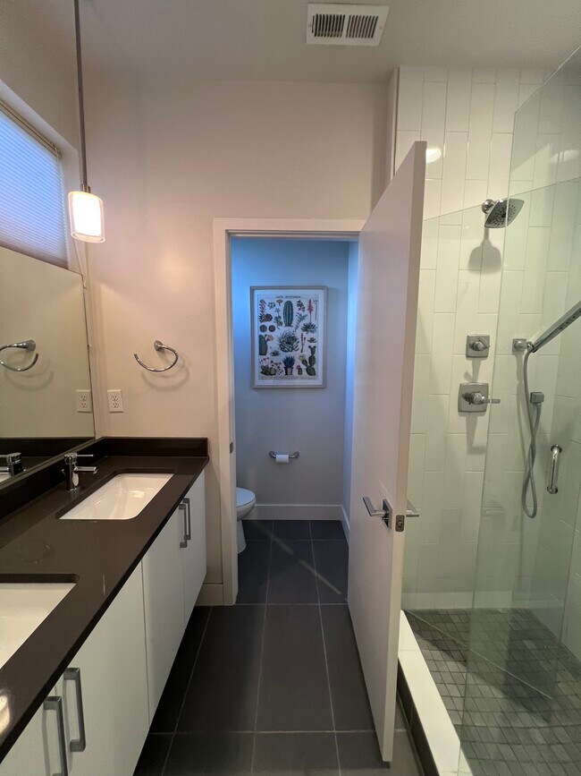 Building Photo - 3278 W Conejos Pl