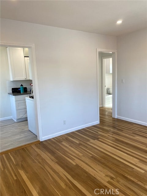 Building Photo - 2059 San Anseline Ave