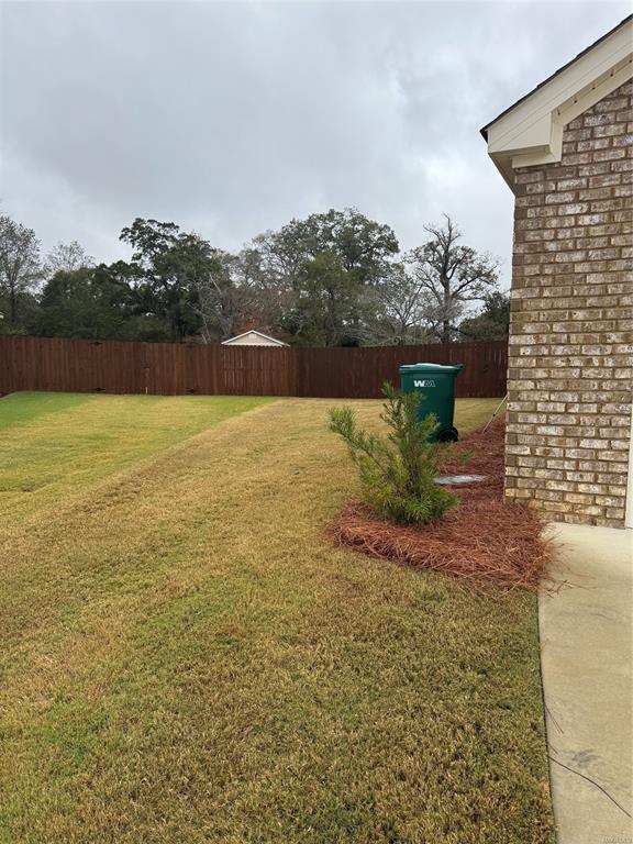 Building Photo - 424 Kohn Dr