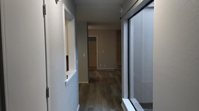 Building Photo - 7110 NW 30th Terrace