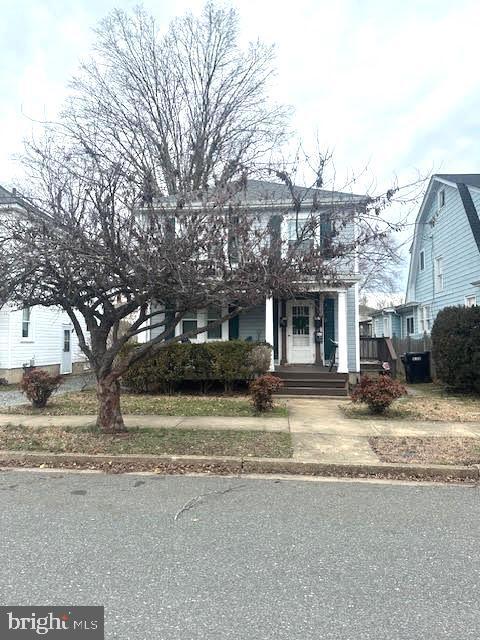 Building Photo - 803 Wolfe St