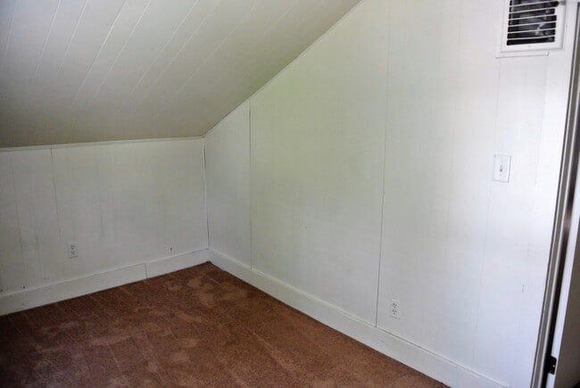 Building Photo - 1510 1st Ave SE