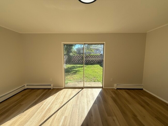 Building Photo - 1243 Whelan Pl