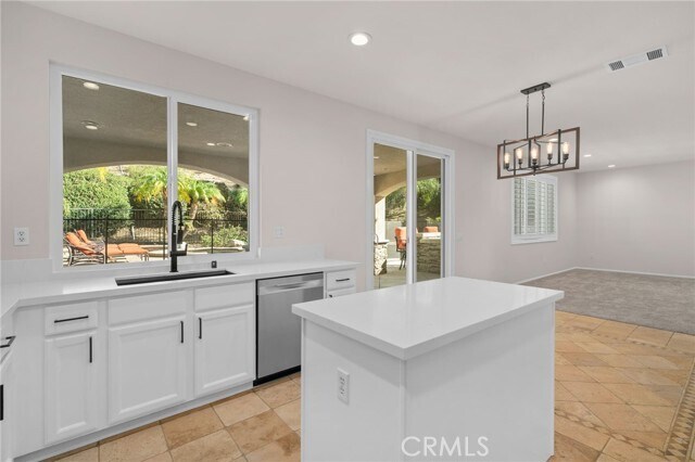 Building Photo - 795 Vía Blairo