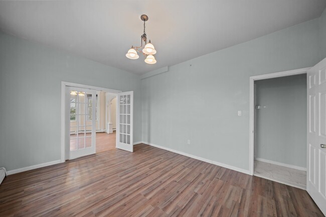 Building Photo - 3311 Pleasant Ave