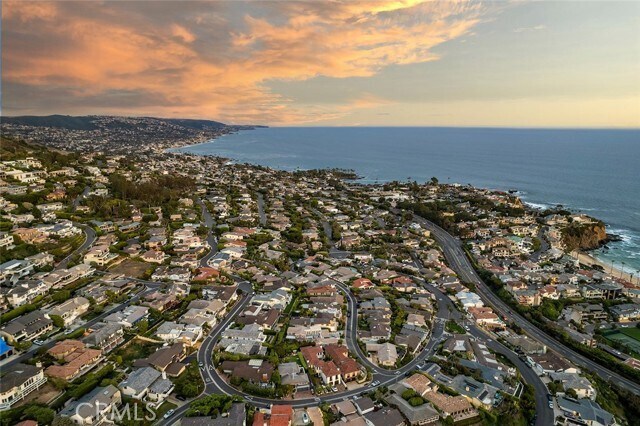 Building Photo - 322 Emerald Bay