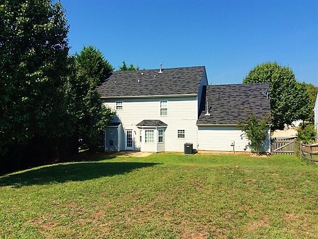 Building Photo - 169 Royalton Rd