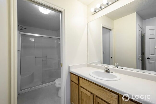 Building Photo - Beautiful Home in Orem!
