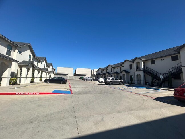 Building Photo - 7209 Rocio Dr