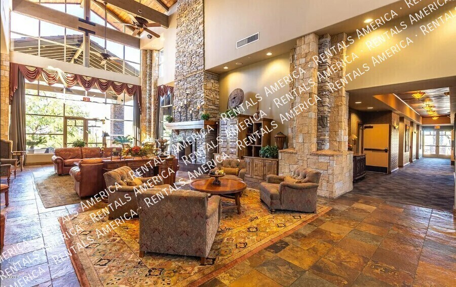 Building Photo - 3055 N Red Mountain