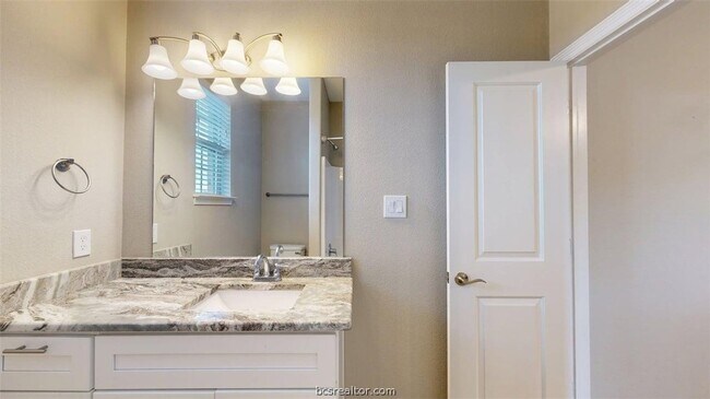 Building Photo - 2139 Big River St