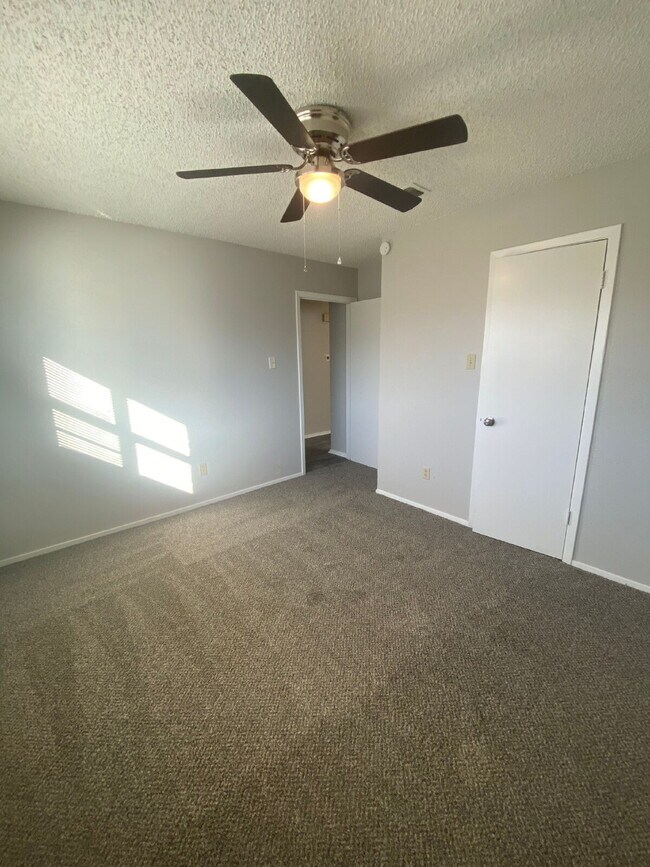 Building Photo - 4/2/2 in NW Lubbock