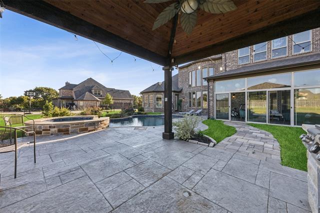 Building Photo - 715 Simmons Rd