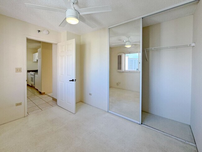 Building Photo - 3075 Ala Poha Pl