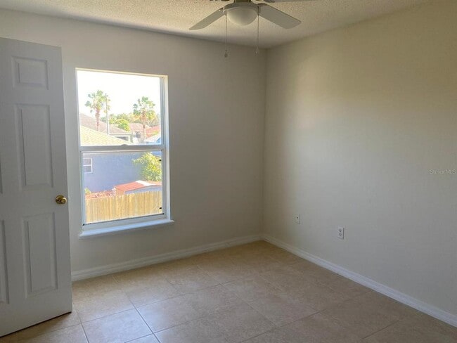 Building Photo - 217 Chadworth Dr