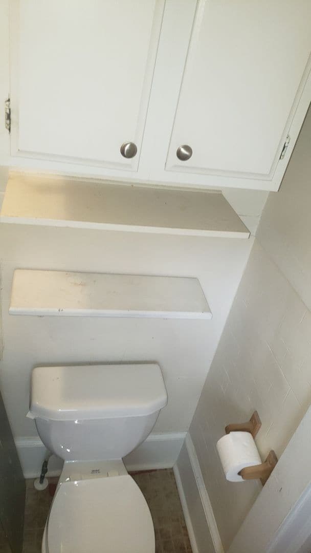 Building Photo - Darling 2br/1ba in Five Points. Apartment unit in historic home. Available 7/15!
