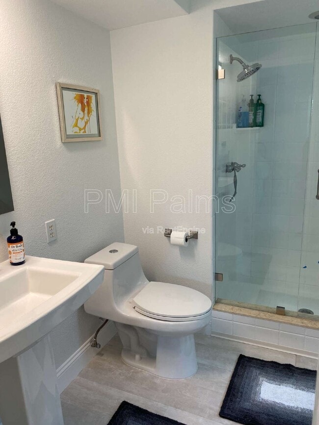 Building Photo - 791 Terrace Rd