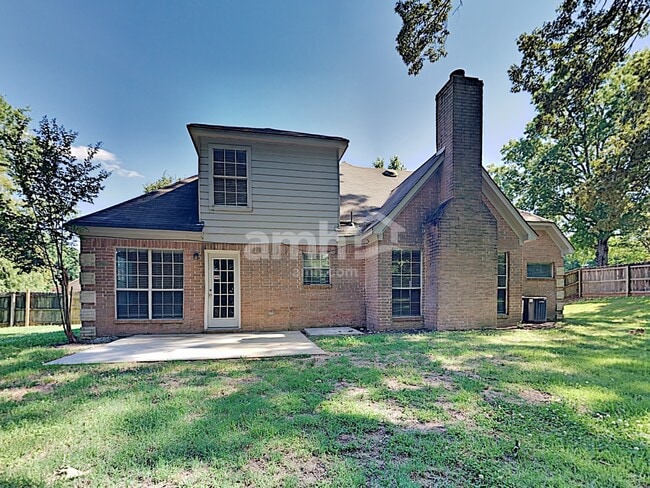 Building Photo - 4514 Huron Rd