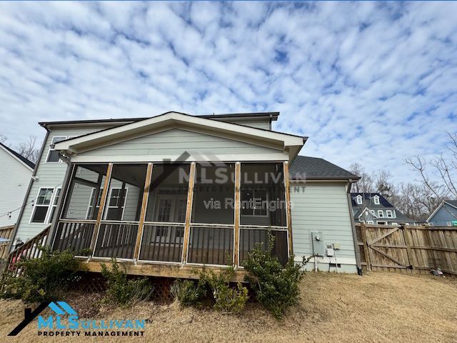 Building Photo - 2203 Crested Jay Dr