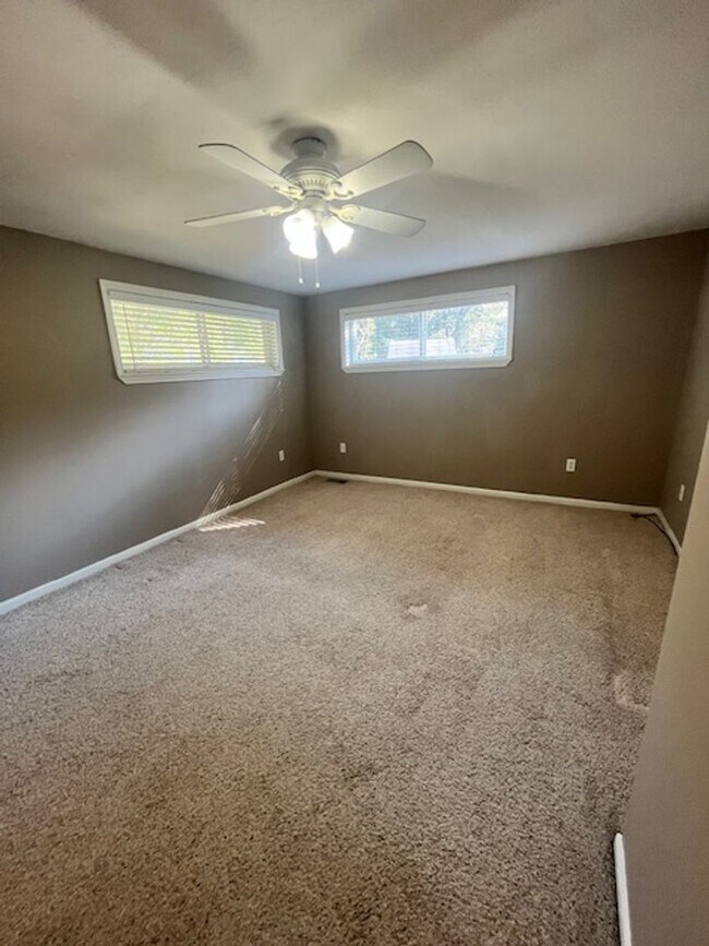 Building Photo - Escape to Your Private Retreat in Warner R...