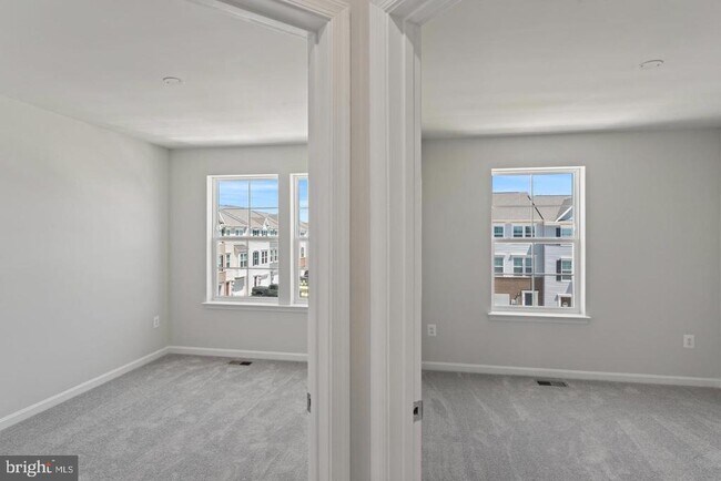 Building Photo - 51 Arsberg Dr