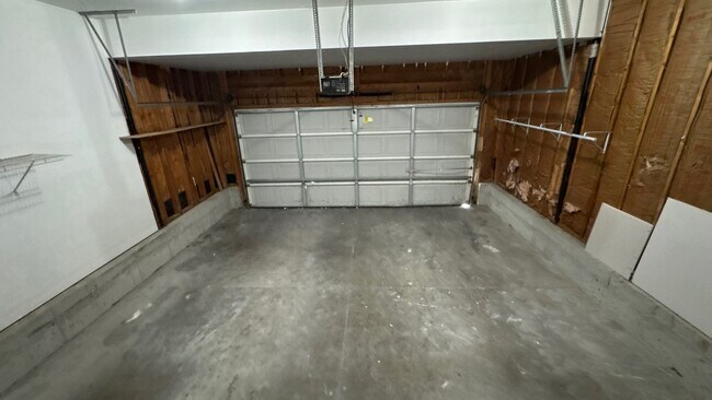 Building Photo - 7421 Spring Run Dr