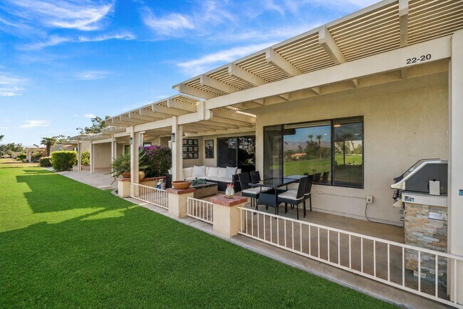Building Photo - 77116 Pauma Valley Way