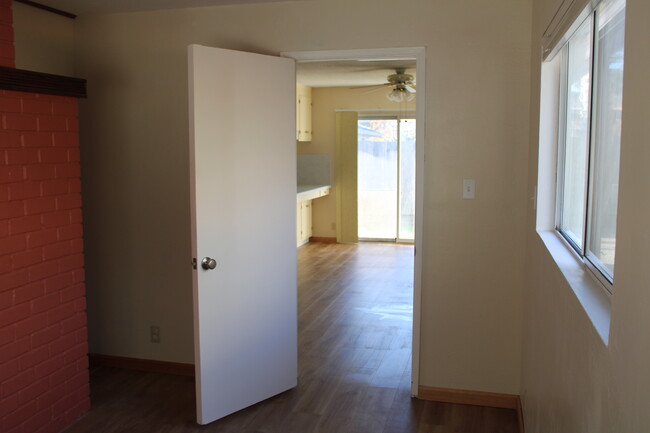 third bedroom - 408 Pine St