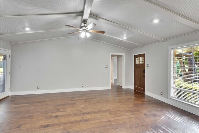 Building Photo - 10903 Mellow Ln