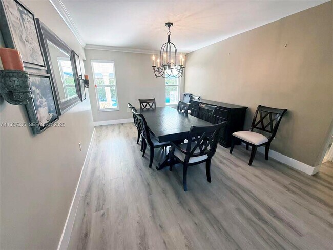 Building Photo - 1804 SW 104th Ct