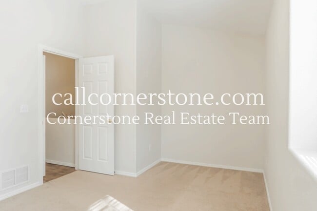 Building Photo - 7902 Antelope Valley Point