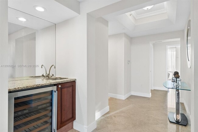 Building Photo - 17875 Collins Ave